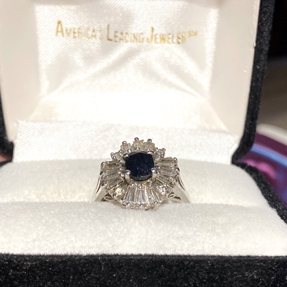 Synthetic Blue Sapphire and Cubic Zirconia Ring - Picture 2 of 5